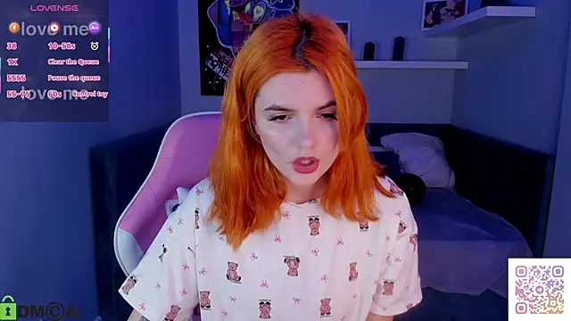 CharlotteMitchell online show from 11/04/25, 07:51