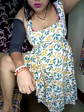 Snapshot of Hot_muskaan chatting on 10/30/25, 06:15 Hot muskaan online show from 10/30/25, 06:15