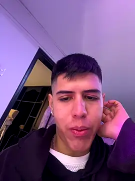 Angel Khouri online show from 09/19/25, 04:03