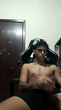 Snapshot of MALIK-PARVATI chatting on 01/06/25, 03:31 MALIK-PARVATI online show from 01/06/25, 03:31