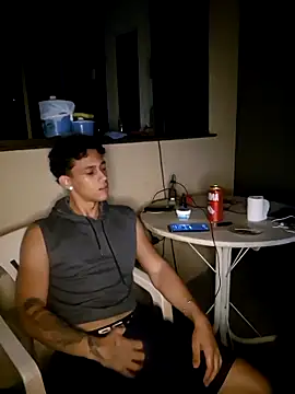 Snapshot of MALIK-PARVATI chatting on 10/31/25, 11:50 MALIK-PARVATI online show from 10/31/25, 11:50