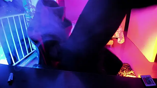 Snapshot of Adam_Valenciia chatting on 10/09/25, 04:32 Adam Valenciia online show from 10/09/25, 04:32