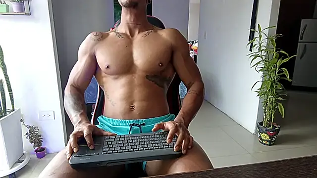 Snapshot of Adam_Valenciia chatting on 12/03/25, 07:56 Adam Valenciia online show from 12/03/25, 07:56