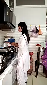 Best-Couple online show from 01/21/25, 10:30