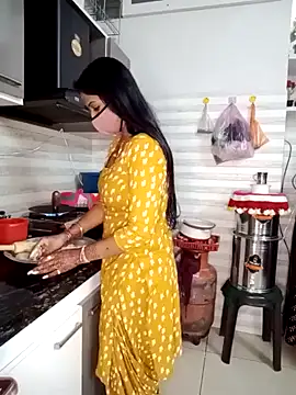 Best-Couple online show from 02/04/25, 07:18