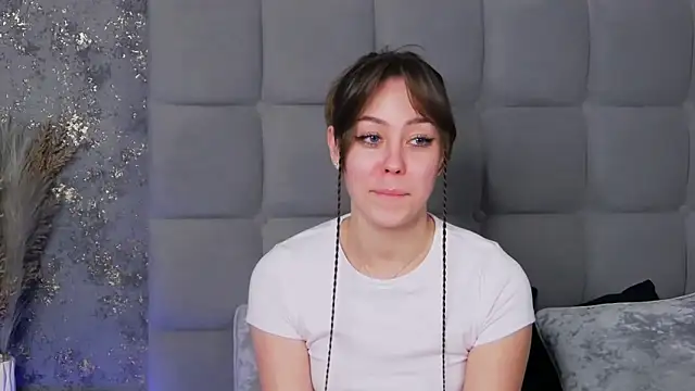 TheEmma online show from 03/15/25, 04:43