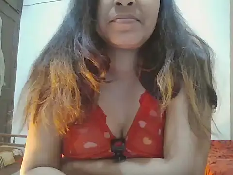 Hot-shanvi online show from 02/01/25, 09:54