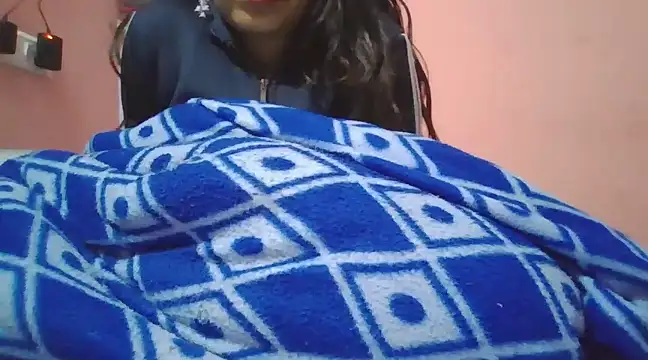 Hot-shanvi online show from 03/05/25, 08:32