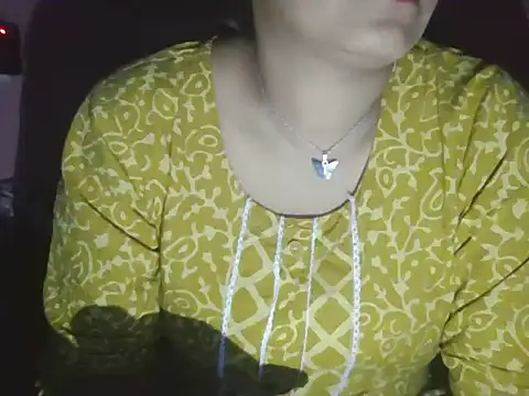 Hot-shanvi online show from 10/11/25, 04:27