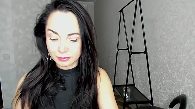 Monica Weiss online show from 03/04/25, 08:49