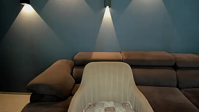 Monica Weiss online show from 03/17/25, 09:01