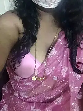 Snapshot of Rathi22 chatting on 10/26/25, 10:43 Rathi22 online show from 10/26/25, 10:43