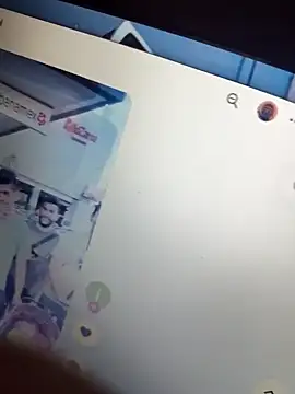 Snapshot of Chaini chatting on 09/14/25, 02:27 Chaini online show from 09/14/25, 02:27