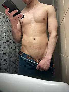 Snapshot of xanaxlil68 chatting on 01/04/25, 07:03 xanaxlil68 online show from 01/04/25, 07:03