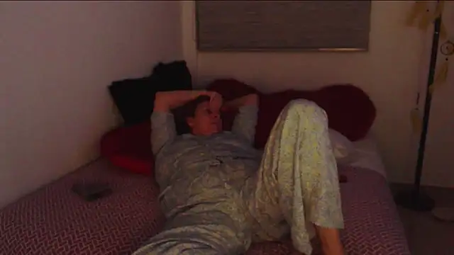 milchanel online show from 12/18/24, 06:21