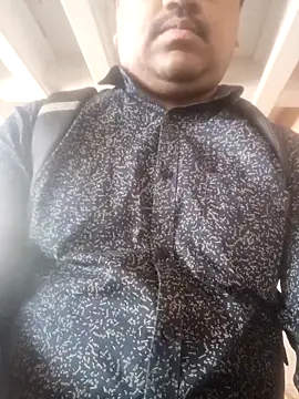 Snapshot of Bangalorious chatting on 03/05/25, 06:54 Bangalorious online show from 03/05/25, 06:54