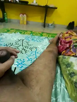 Snapshot of Bangalorious chatting on 09/23/25, 01:47 Bangalorious online show from 09/23/25, 01:47