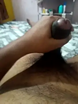 Snapshot of Bangalorious chatting on 11/18/25, 12:20 Bangalorious online show from 11/18/25, 12:20