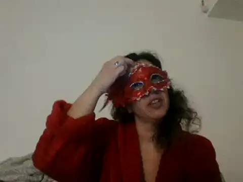 Snapshot of couple-tuga chatting on 02/01/25, 11:37 couple-tuga online show from 02/01/25, 11:37
