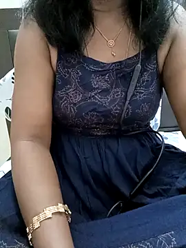 Tamil Vishalini online show from 11/15/25, 05:38