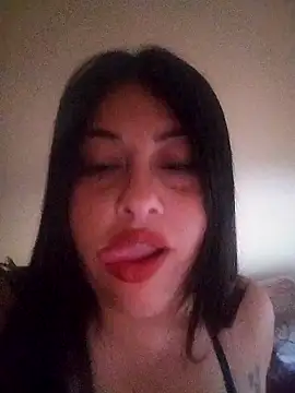 Snapshot of Americ44 chatting on 11/25/25, 11:27 Americ44 online show from 11/25/25, 11:27