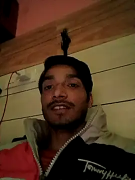 Snapshot of Tarun_0026 chatting on 01/09/25, 04:17 Tarun 0026 online show from 01/09/25, 04:17