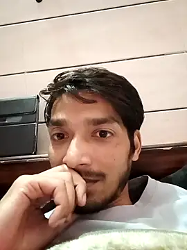 Snapshot of Tarun_0026 chatting on 01/13/25, 04:51 Tarun 0026 online show from 01/13/25, 04:51