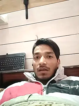 Snapshot of Tarun_0026 chatting on 01/27/25, 02:35 Tarun 0026 online show from 01/27/25, 02:35