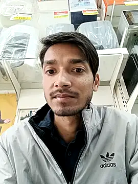 Snapshot of Tarun_0026 chatting on 02/15/25, 05:30 Tarun 0026 online show from 02/15/25, 05:30