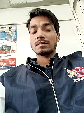 Snapshot of Tarun_0026 chatting on 02/16/25, 06:32 Tarun 0026 online show from 02/16/25, 06:32
