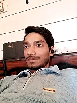 Snapshot of Tarun_0026 chatting on 02/24/25, 07:22 Tarun 0026 online show from 02/24/25, 07:22