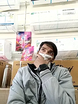 Snapshot of Tarun_0026 chatting on 03/12/25, 08:30 Tarun 0026 online show from 03/12/25, 08:30