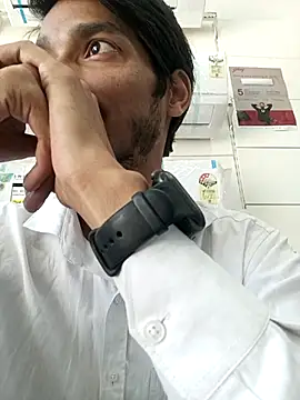 Snapshot of Tarun_0026 chatting on 03/21/25, 05:21 Tarun 0026 online show from 03/21/25, 05:21