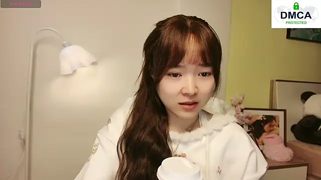 Chenjing0 online show from 02/15/25, 08:22