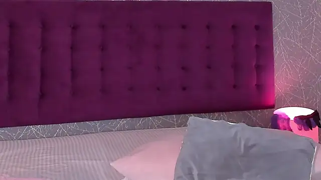 LiaCathaleya online show from 10/26/25, 08:26