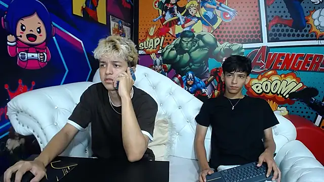 jisuscat online show from 09/12/25, 11:54