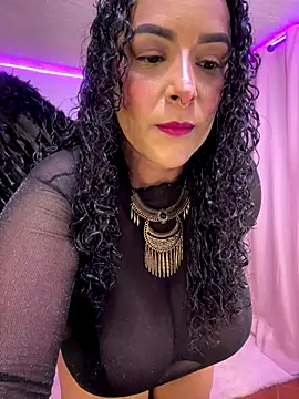 Snapshot of ariadna_cooper chatting on 10/26/25, 04:40 ariadna cooper online show from 10/26/25, 04:40