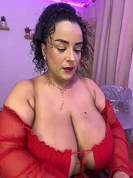 Snapshot of ariadna_cooper chatting on 11/13/25, 04:44 ariadna cooper online show from 11/13/25, 04:44