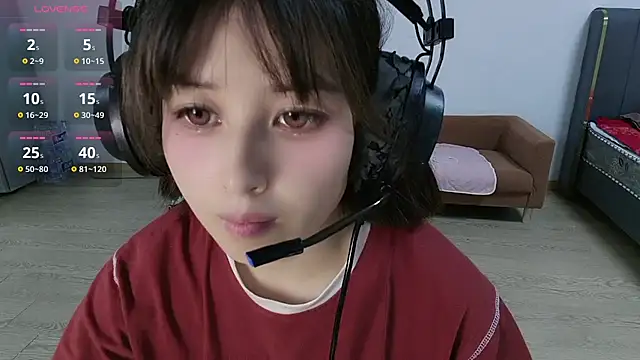Snapshot of Lucky-xiuxiu chatting on 09/13/25, 03:12 Lucky-xiuxiu online show from 09/13/25, 03:12