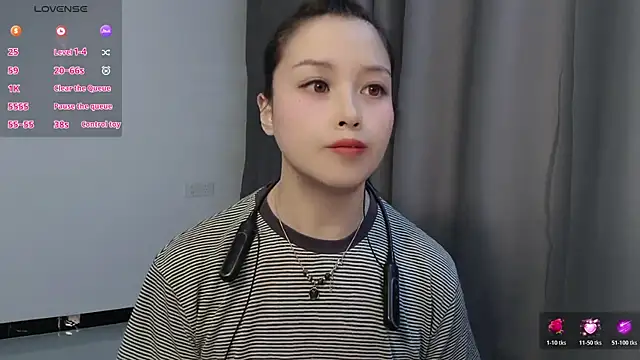 Lucky-xiuxiu online show from 11/19/25, 02:50