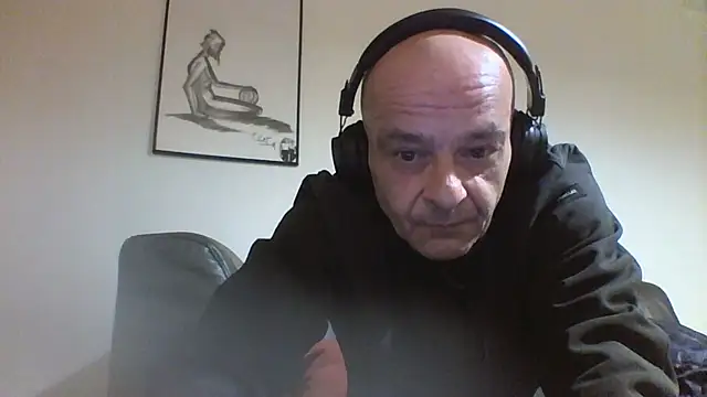 Snapshot of horndude187187 chatting on 01/14/25, 09:41 horndude187187 online show from 01/14/25, 09:41