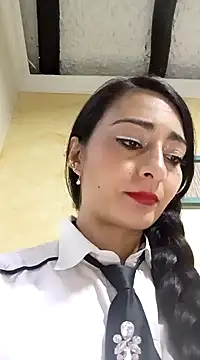 BELLA--26 online show from 01/27/25, 11:54