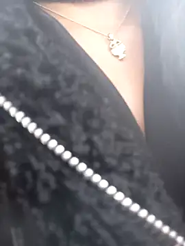 BELLA--26 online show from 01/29/25, 07:32