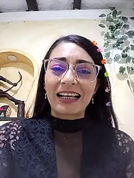 BELLA--26 online show from 02/20/25, 11:21