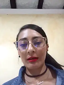 BELLA--26 online show from 03/03/25, 08:43