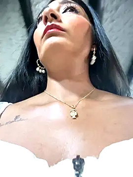 BELLA--26 online show from 10/06/25, 02:03