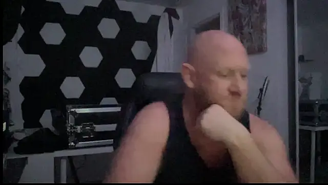 ozmit online show from 01/10/25, 03:39