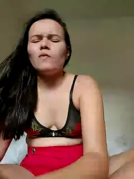 Snapshot of camillebr chatting on 01/16/25, 06:27 camillebr online show from 01/16/25, 06:27