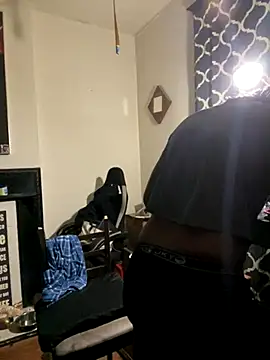 Yoshibaby2670 online show from 11/04/25, 07:18