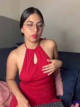 Julii- online show from 01/05/25, 12:42